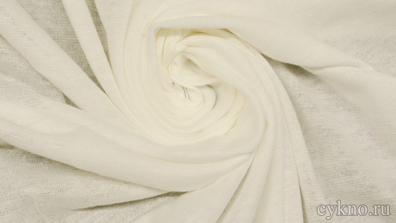 Трикотаж вискозный молочного оттенка